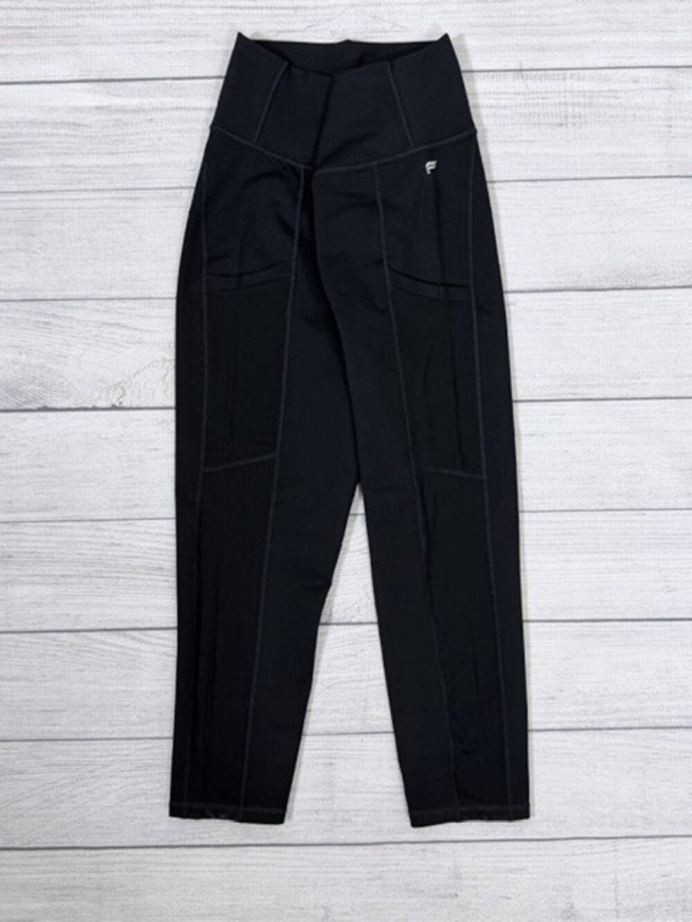🖤NWT Fabletics Mila PowerHold High-Waisted Pocket Capri Leggings Black XL - Picture 4 of 12